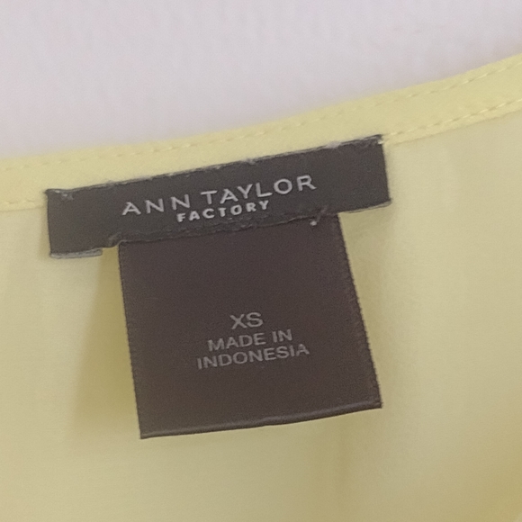 Ann Taylor Factory yellow top. - Picture 3 of 3